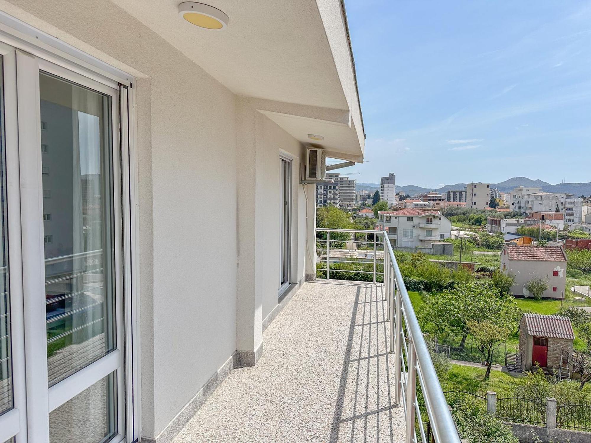 Gosa Apartments Bar Exterior foto